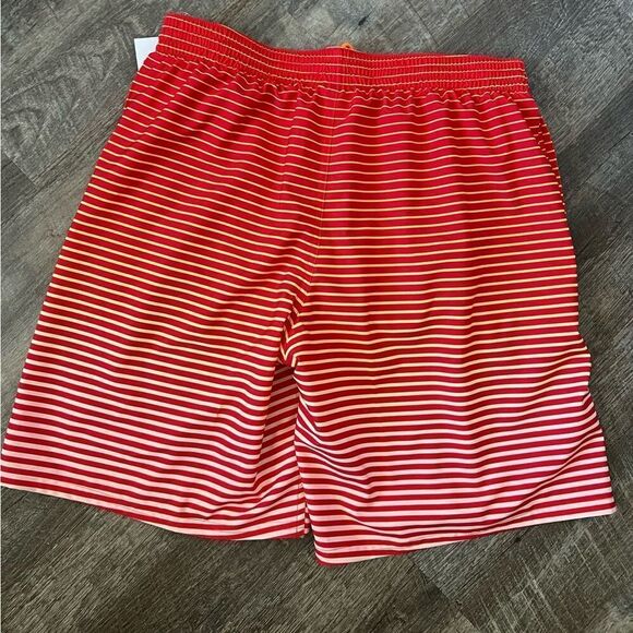 Nike 9" Stripe Breaker Swim Trunks- Size Large - Picture 3 of 7
